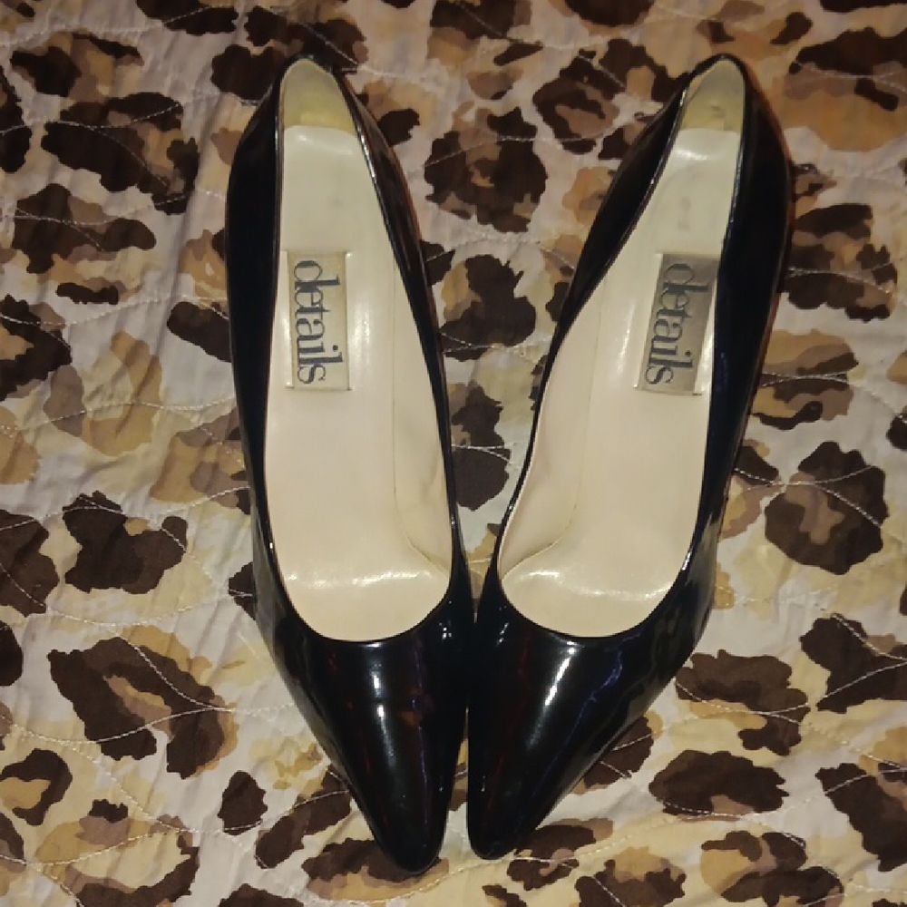 Tail Glossy Black Women's Heels
